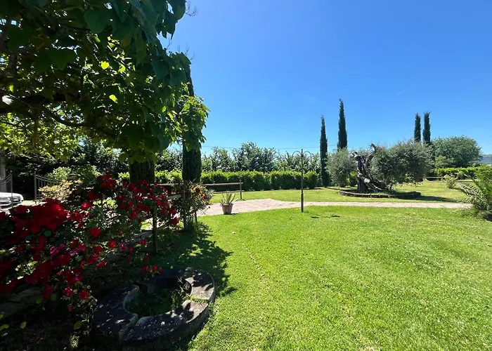 Casale San Francesco D'assisi Apartmán *